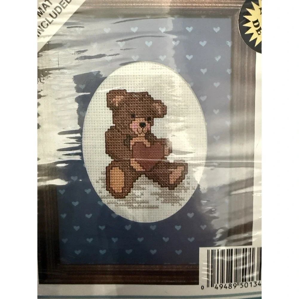LynnCraft Bear With Heart Teddy Bear Cross Stitch Kit 5x7 With Mat MPN 50-134
